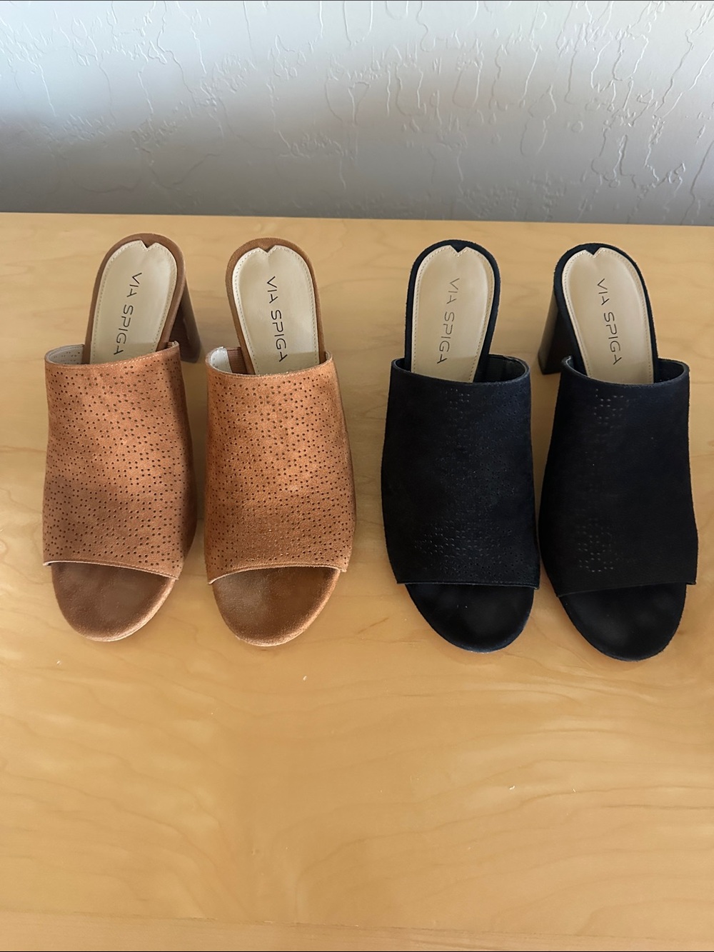 Via Spiga Two-Pair Open-Toe Mules in Tan and Black Bundle
